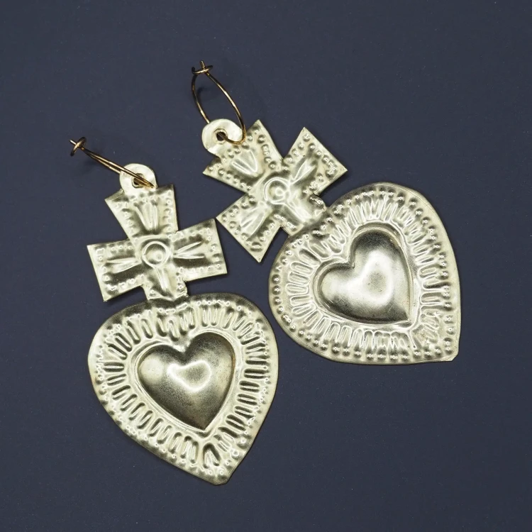 kolczyki-serce-i krzyz-ex-voto.webp