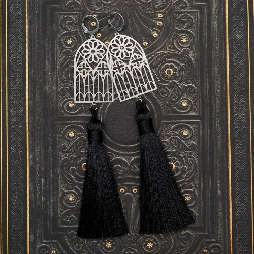 Boheme Noir kolczyki gotyckie okno.webp