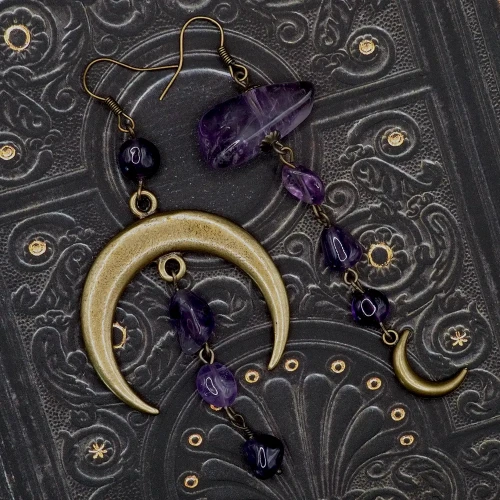 boheme noir asymetryczne kolczyki dark boho ametyst plłksięzyc boheme noir.webp