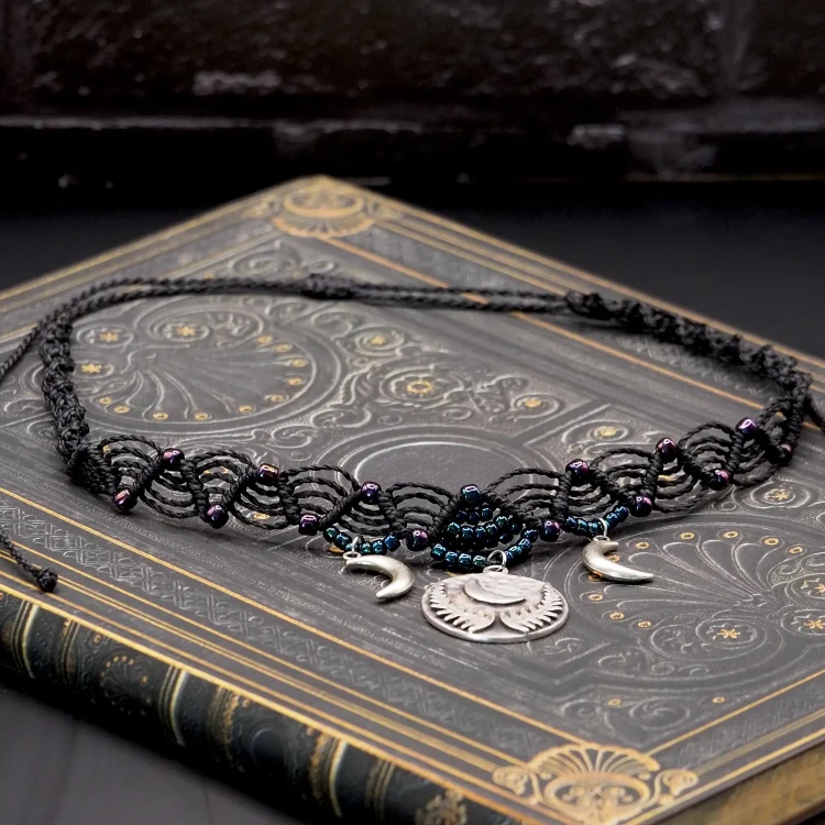 boheme noir choker mikro makrama paprocie i księżyc.webp