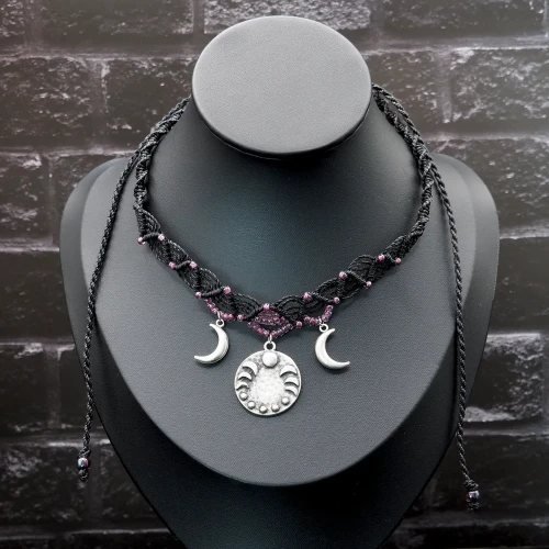 boheme noir choker dark boho witchy moon phases fazy ksiezyca.webp