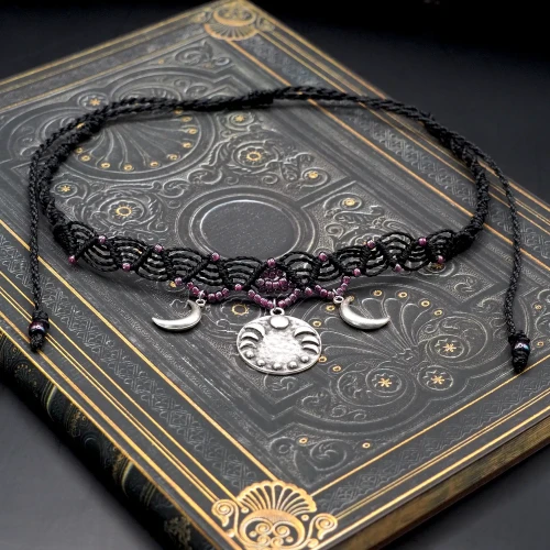 boheme noir choker fazy ksiezyca dark boho witchy moon phases.webp