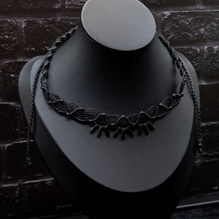 choker pleciony makramowy czarny boheme noir.webp