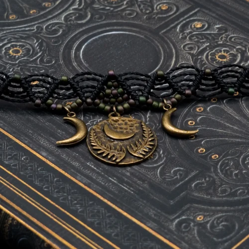 boheme noir choker na szyję czarny makramowy antyczny mosiądz paproć księżyc.webp