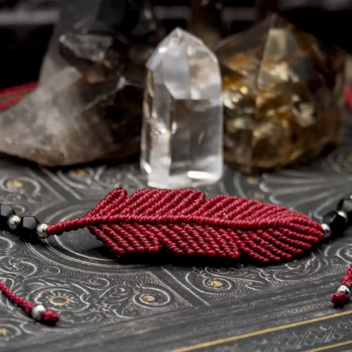 choker makramowy pióro czerwony onyks.webp