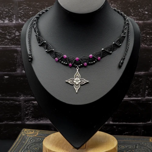 naszyjnik pleciony makarama choker zawieszka.webp
