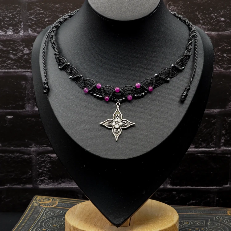 naszyjnik pleciony makarama choker zawieszka.webp